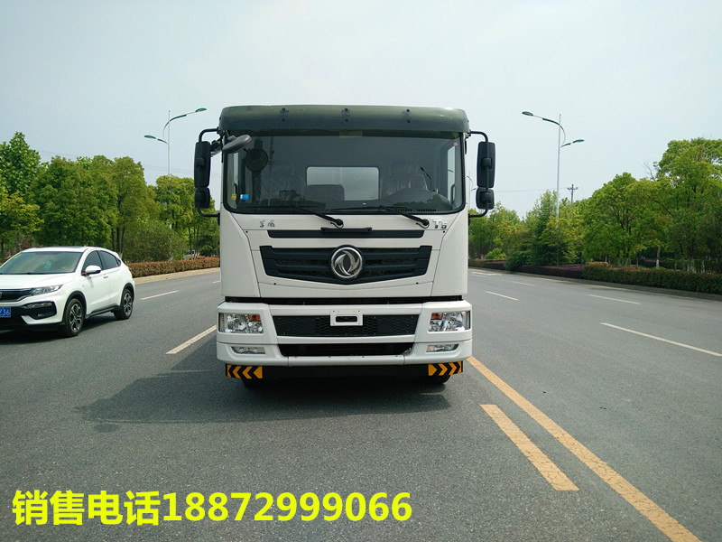 東風(fēng)12噸灑水車 東風(fēng)12噸灑水車
